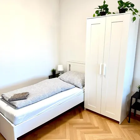 Perfekt Fuer Monteure - 5 Einzelbetten Apartament *